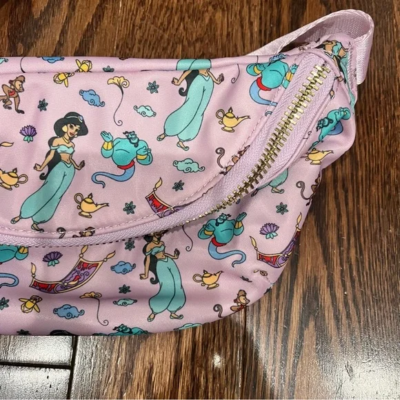 NWT {Stoney Clover} Disney Princess “Infinite Wishes” Fanny Pack - Picture 2 of 5
